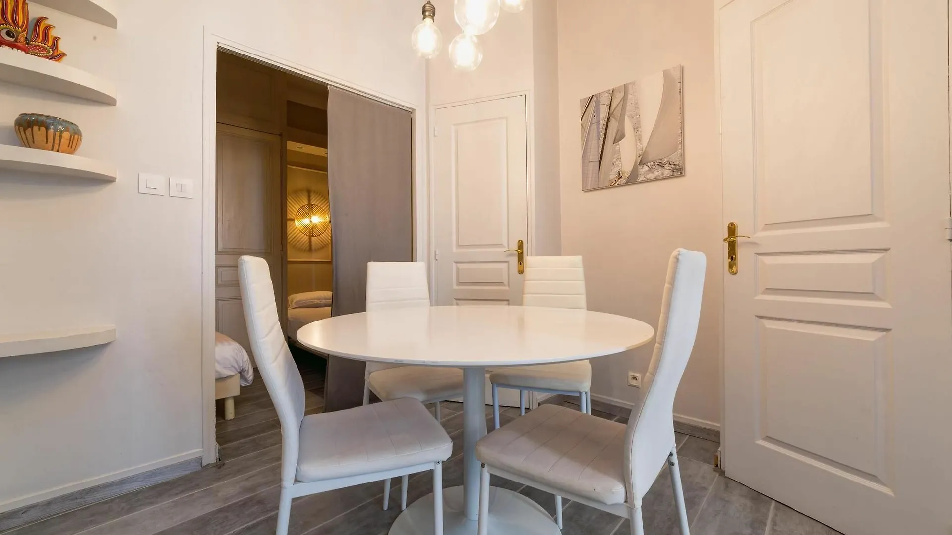 Botel The Boat Apartment 1 Cannes Frankreich